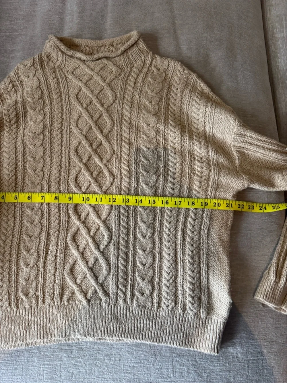 J.Crew Cable Knit Sweater Tan Neutral Chunky Crewneck Pullover Size L Classic